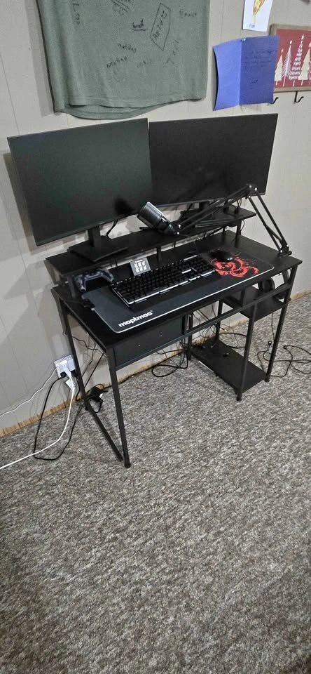 Gaming Desktop & Setup