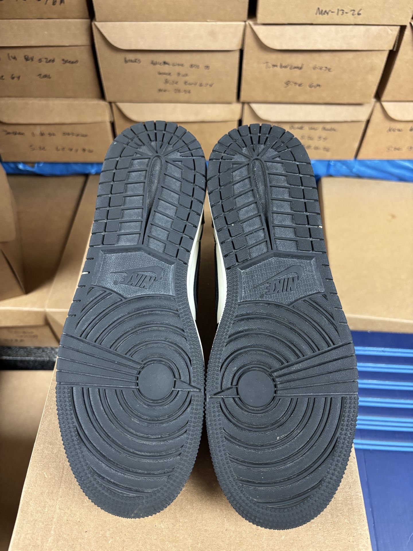 Air Jordan 1 low Og mocha GS - photo 3
