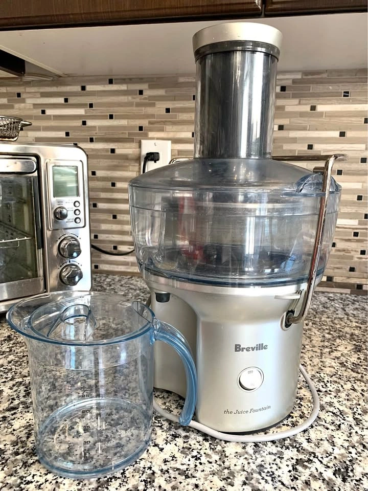 Breville Juicer - Barely Used