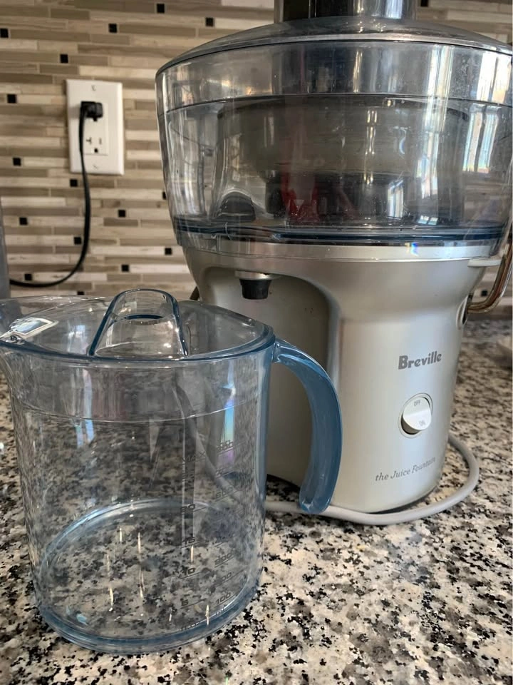Breville Juicer - Barely Used - photo 2