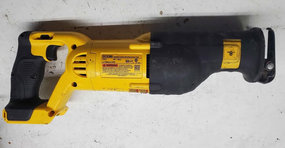 DEWALT 20V MAX* Reciprocating Saw, Tool Only - photo 3