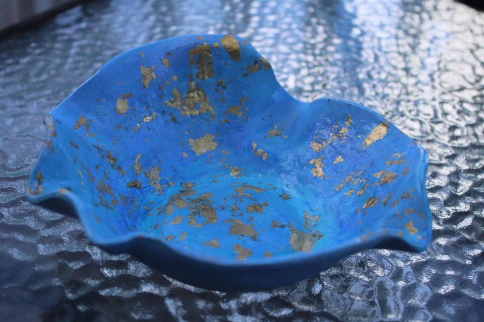Handmade Clay bowl/dish. Hand-painted and varnished. - photo 4