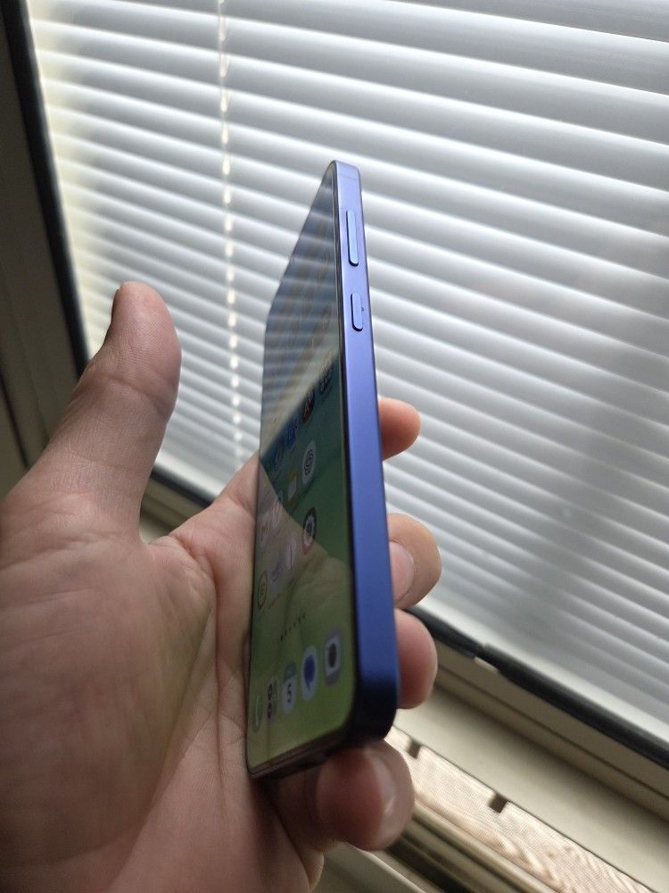 Samsung Galaxy S25 unlocked 128GB Blue - photo 3