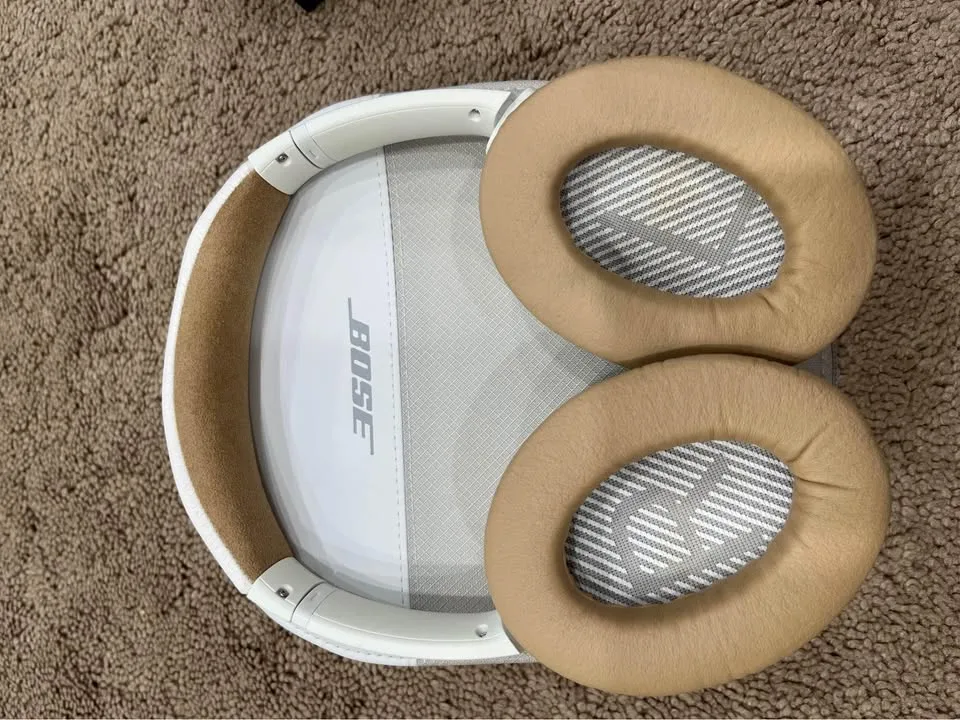 Bose Soundlink around-ear wireless headphones II image indicator(4)