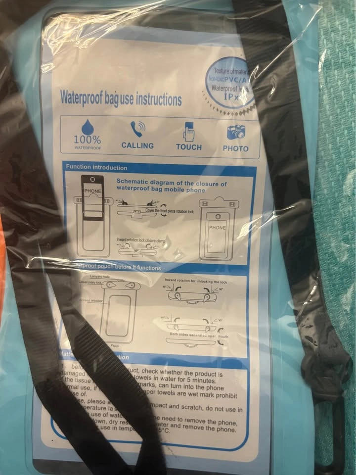 Brand new waterproof phone pouch - photo 2