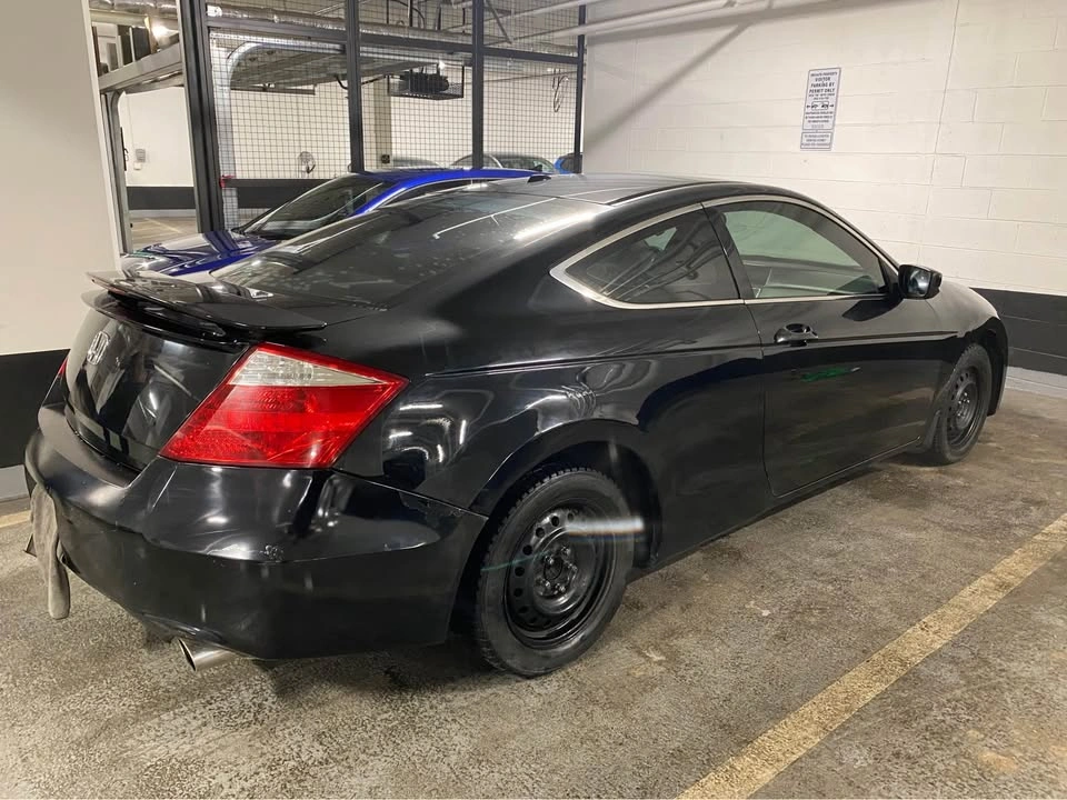 2008 Honda Accord Coupe - 5-Speed Manual - photo 4