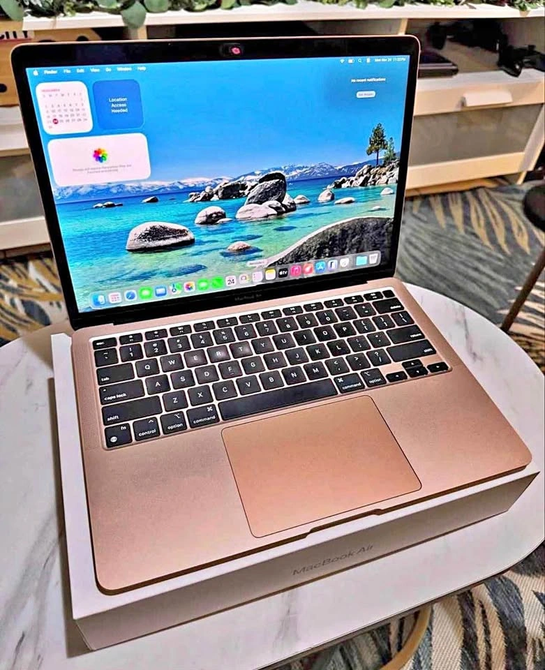 2020 MacBook Air 13” M1 Rose Gold