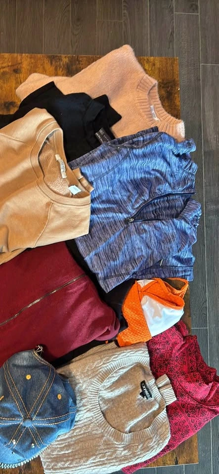 Assorted Women’s clothes: PU location at the Well