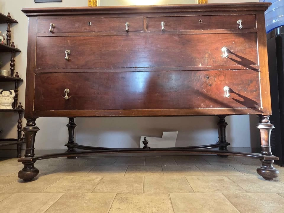 Gorgeous Chest of Drawers - photo 5