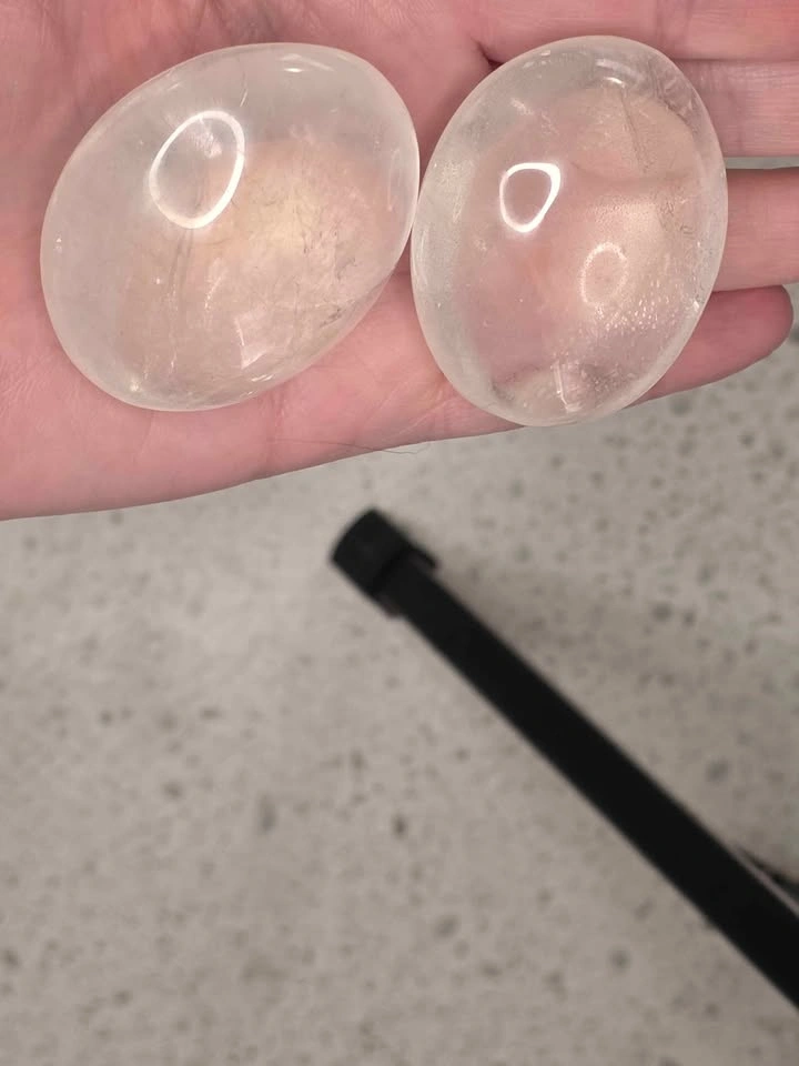 Clear Quartz Palm Stones - photo 2