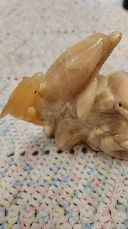 Carved Onyx Dolphin Sculpture - photo 3
