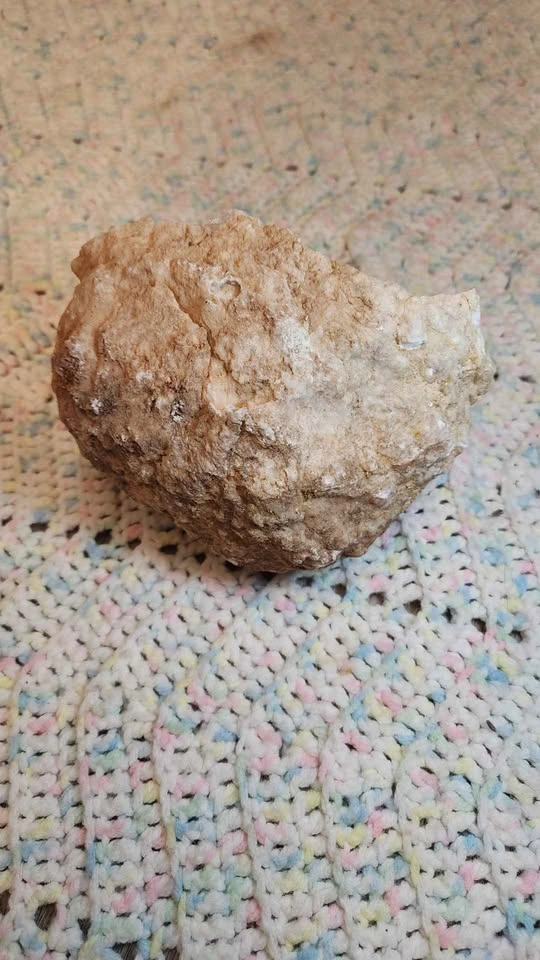 Big Clear Quartz Geode - photo 4