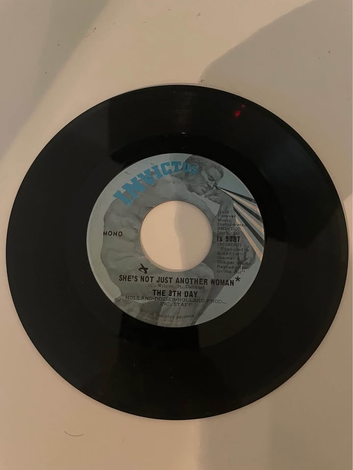 The 8th Day 45 Record (Invictus 9087, 1971) - photo 2