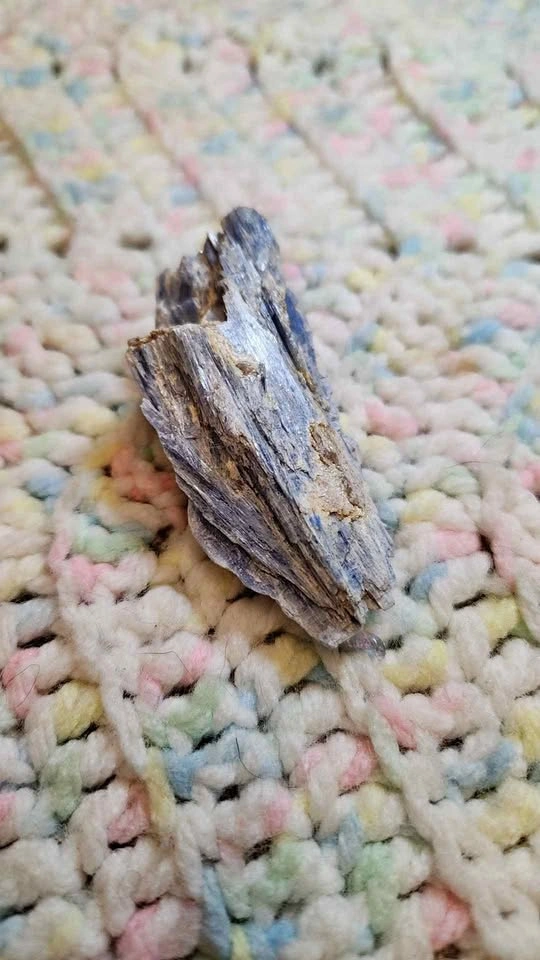 Natural Blue Kyanite Blade