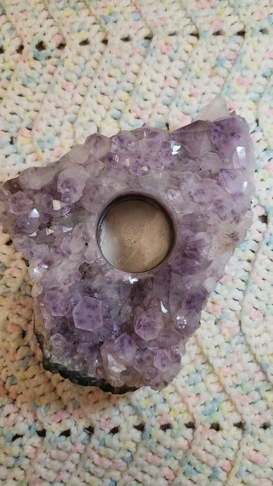 Amethyst Geode Tealight Candle Holder - photo 3