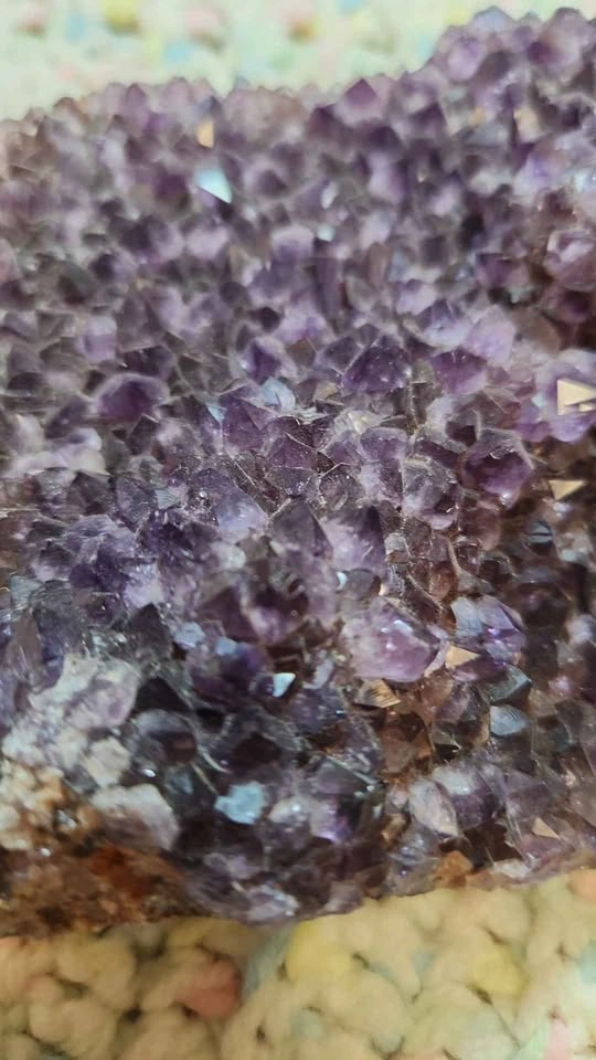 Amethyst Cluster on Agate Matrix - photo 2