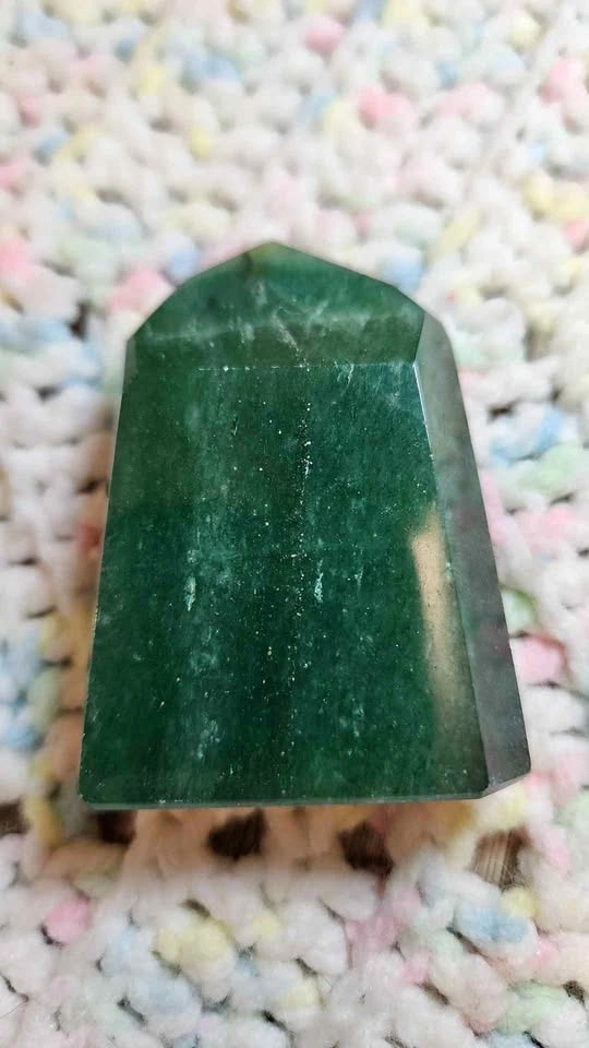 Polished BC Nephrite Jade Point
