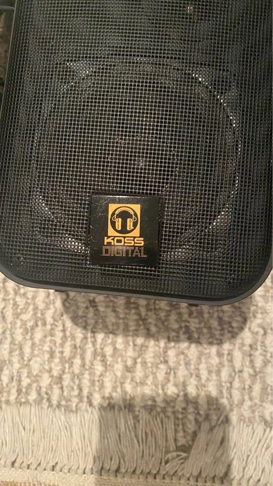 KOSS Digital speakers Harmon Kardon PC speakers All for $80 OBO - photo 2