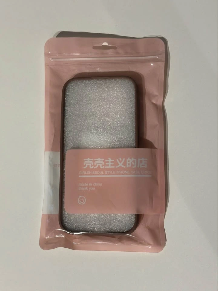 Hello Kitty iPhone 15 Pro MagSafe Case - photo 3