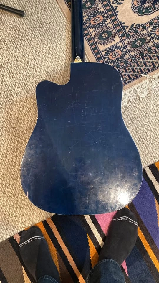 Acoustic Guitar - Ashton - 75$ OBO - photo 5
