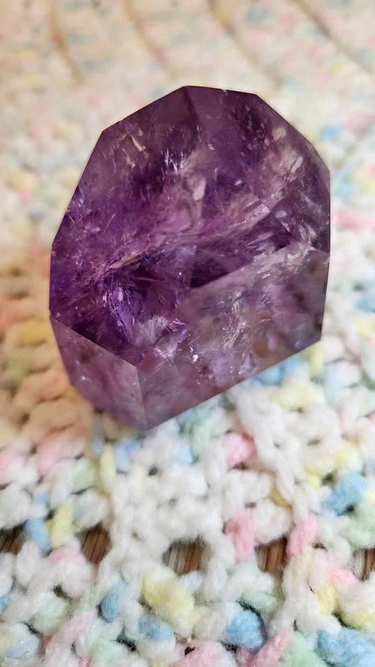Polished Amethyst Point (Amethyst Generator)