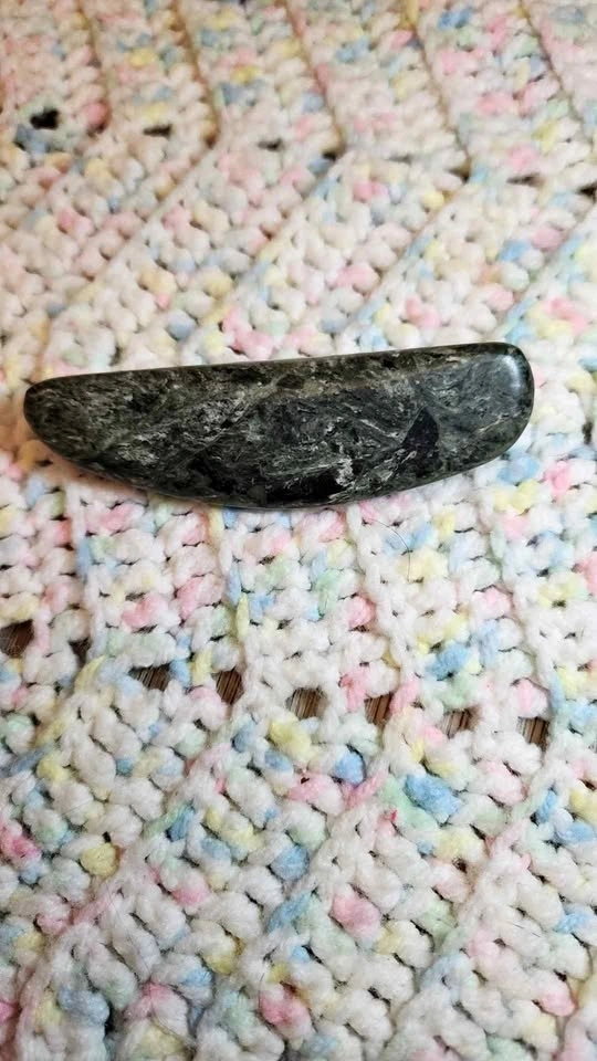 Polished Nephrite Jape Palm Stone