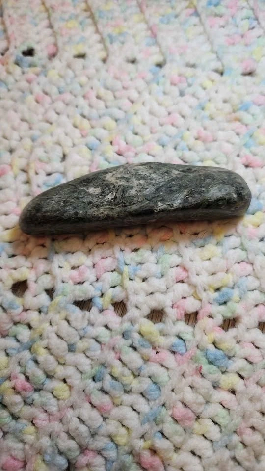 Polished Nephrite Jape Palm Stone - photo 2