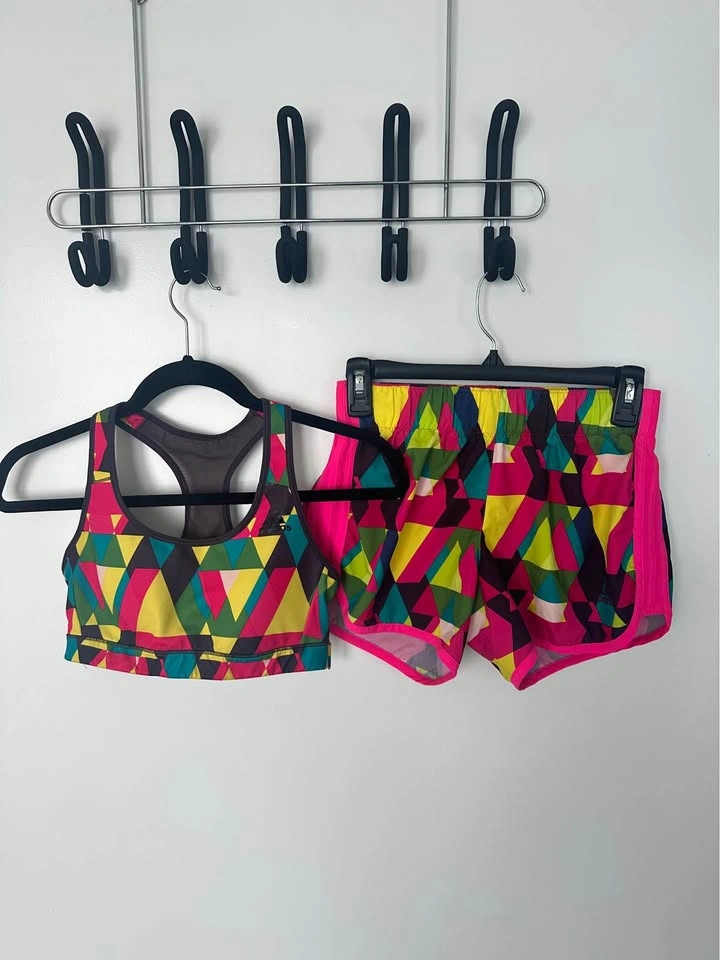 Adidas Climalite XS Colorful Geometric Sports Bra & Shorts Set