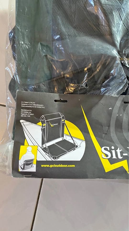 Sit-Backer portable seat for canoe 55$ OBO