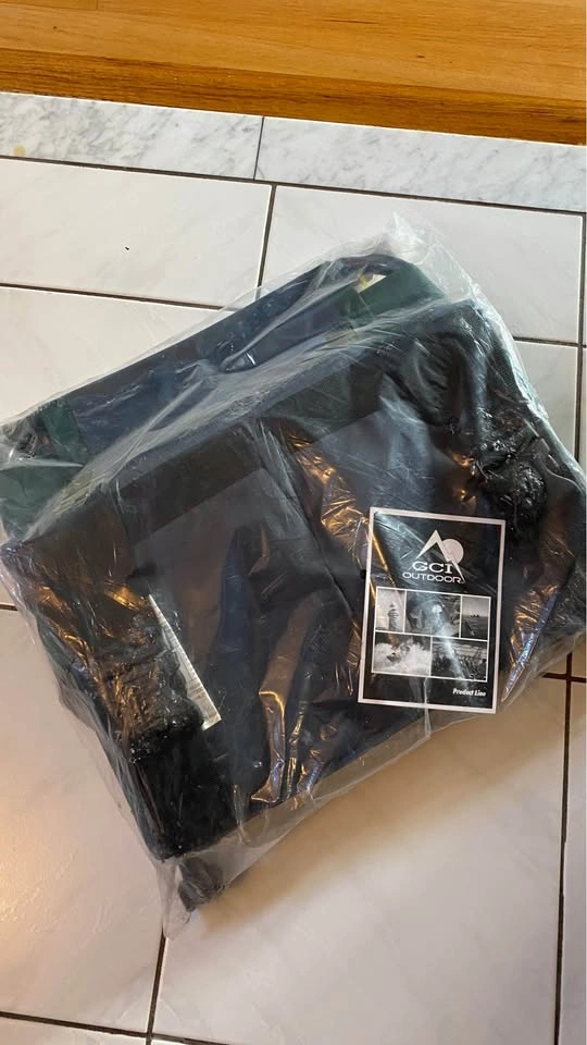 Sit-Backer portable seat for canoe 55$ OBO - photo 4