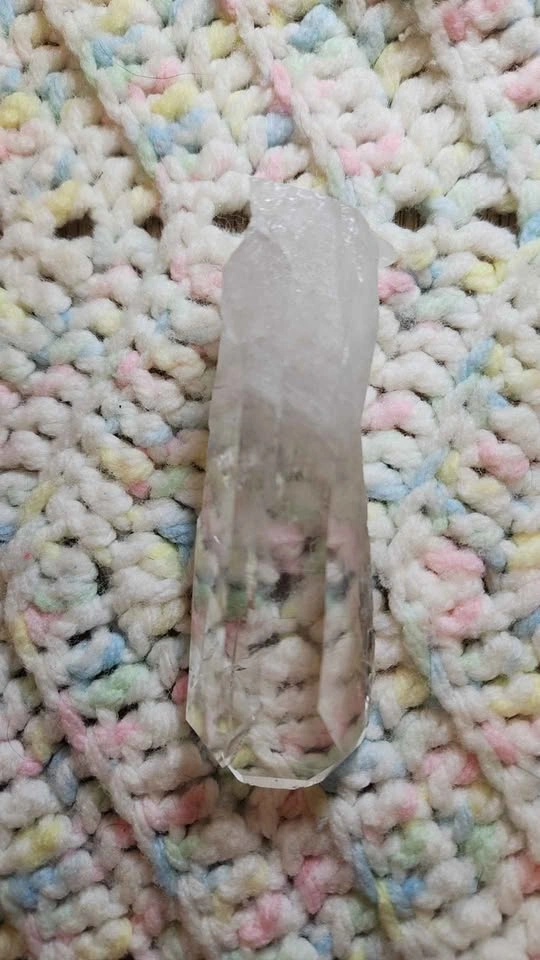 Raw Clear Quartz Point - photo 2