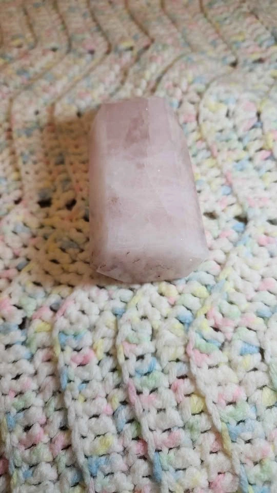 Polished Rose Quartz Tower - photo 2