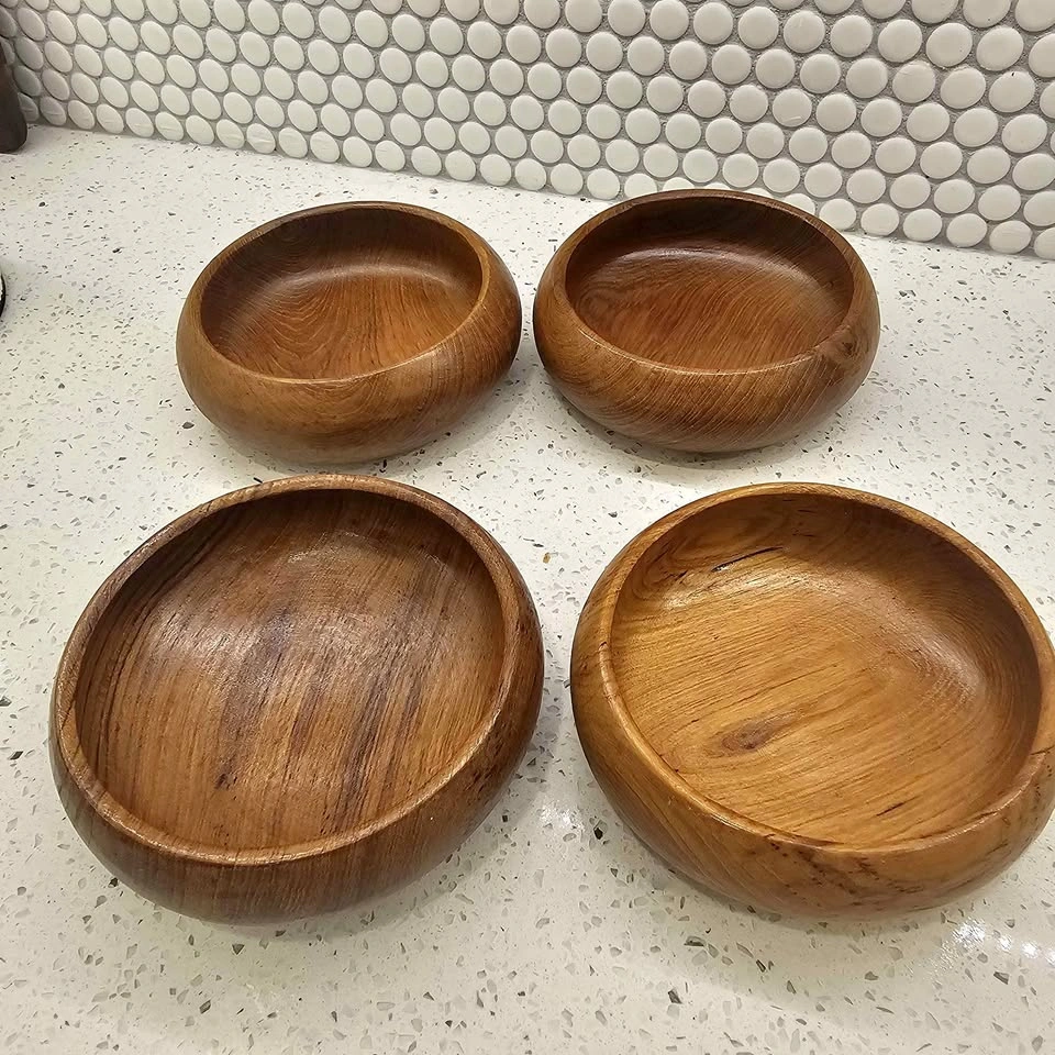 Set of 4 wood bowls