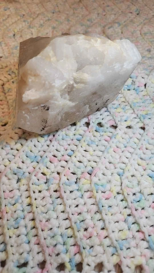 Large Raw Milky Snow Quartz Crystal - photo 2