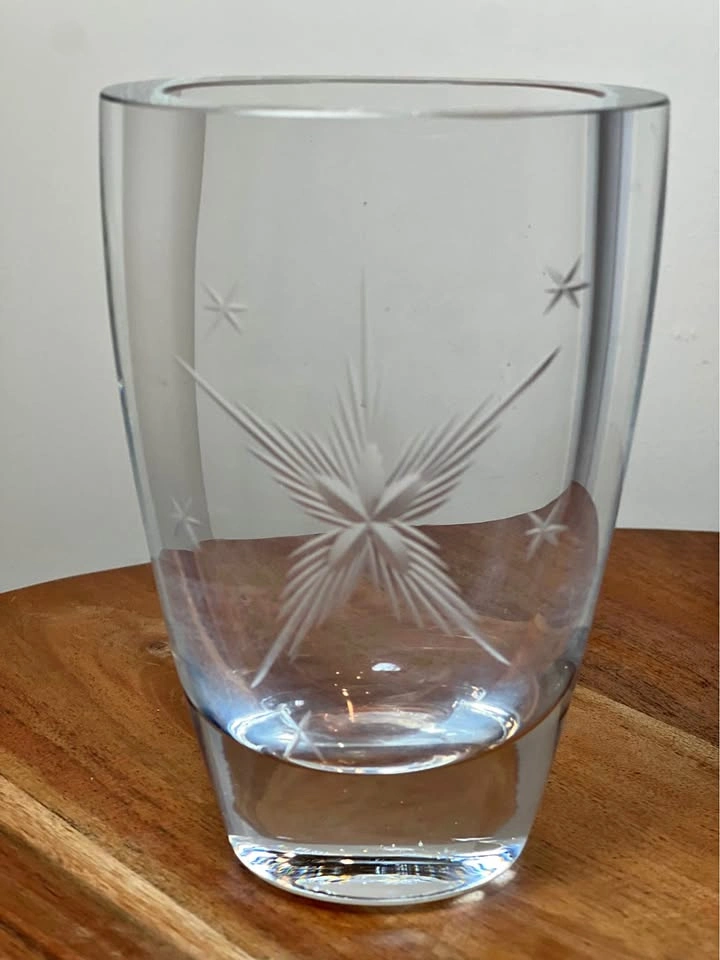 Etched Crystal Starburst Vase 6” Tall