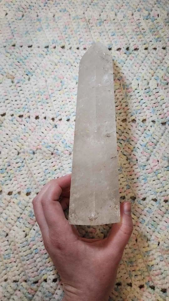 Large Premium Clear Quartz Tower Point - photo 4