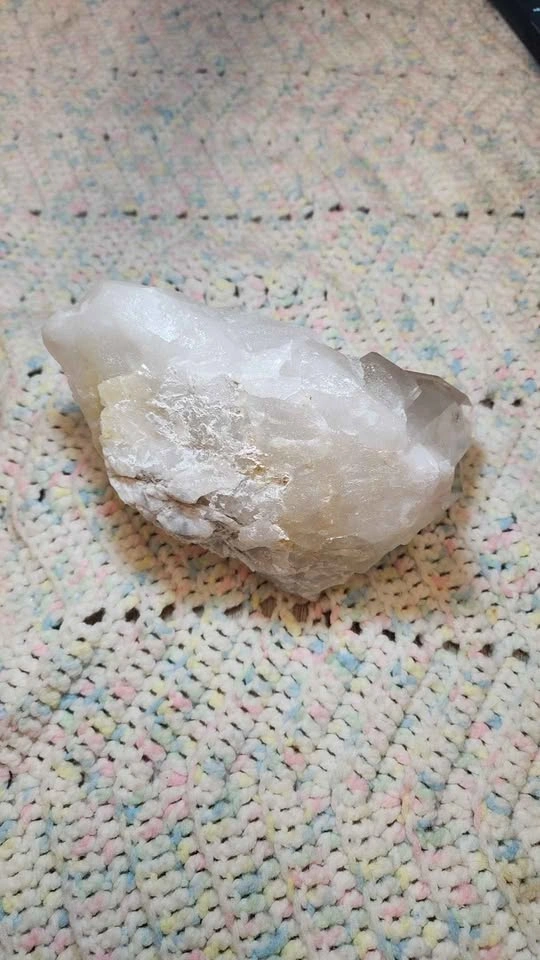 Premium Clear Quartz Cluster - photo 3