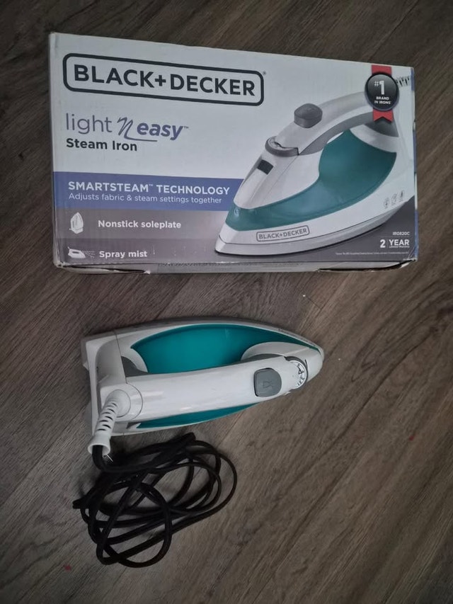 Black+Decker Steam Iron – Excellent Condition