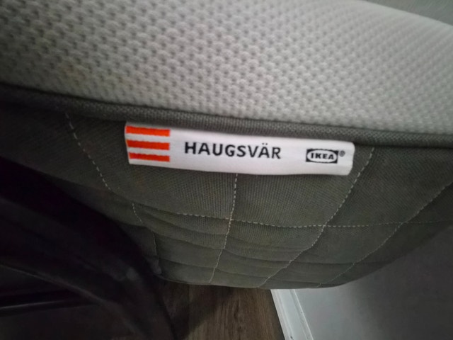 Queen IKEA HAUGSVAR Mattress – Medium-Firm + Extras