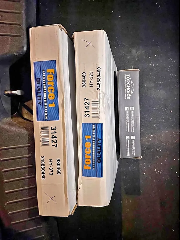 Front Rotors and Break Pads for Hyundai/Kia 2010-2014 thumbnail