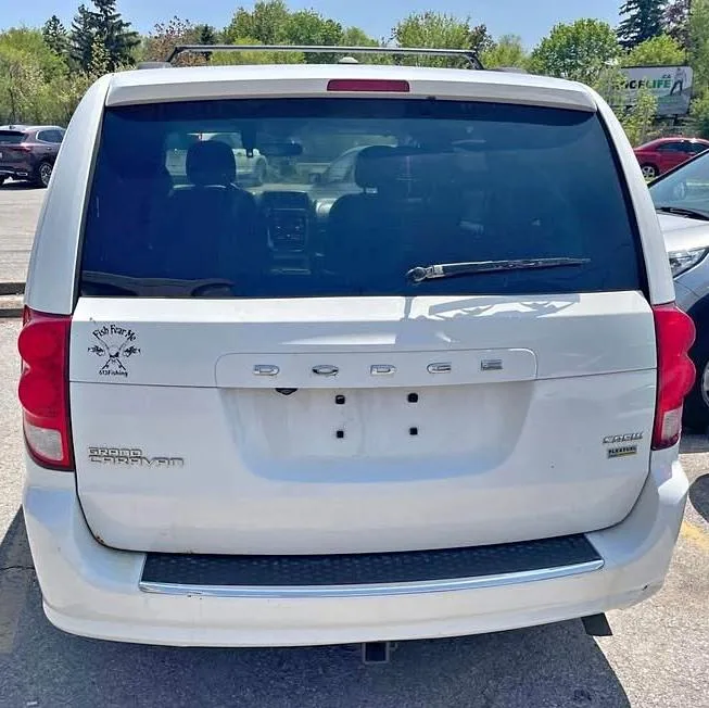 2017 Dodge Grand Caravan with Safety and Warranty thumbnail