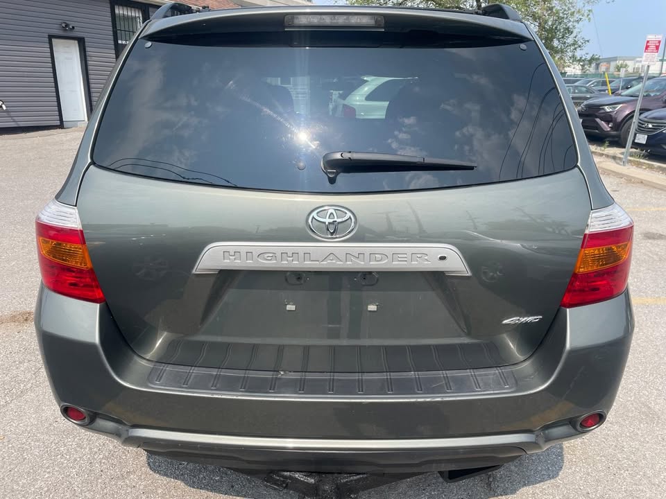 2010 Toyota Highlander with safety certified - photo 3