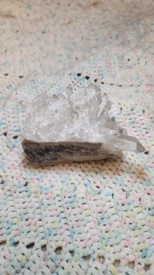 Clear Quartz Crystal Cluster - photo 3