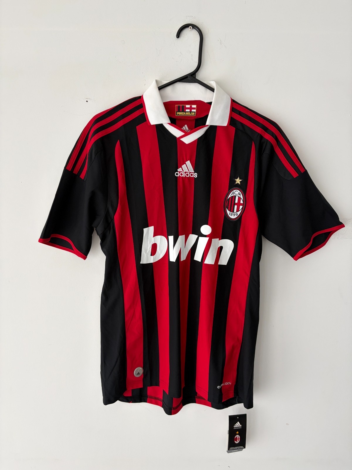 Adidas 2009-10 AC Milan Jersey Size S NEW