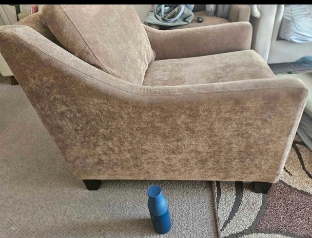 Two single seat sofa like new - photo 2