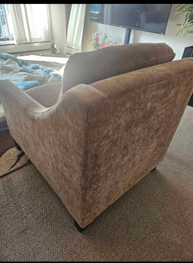 Two single seat sofa like new - photo 4