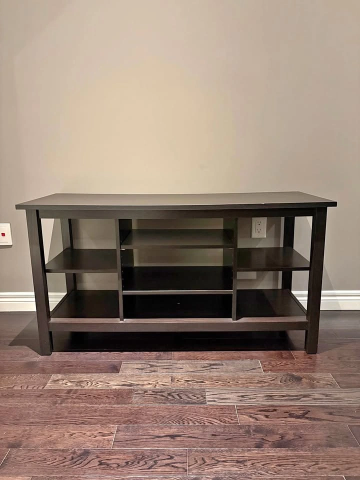 Media TV Stand