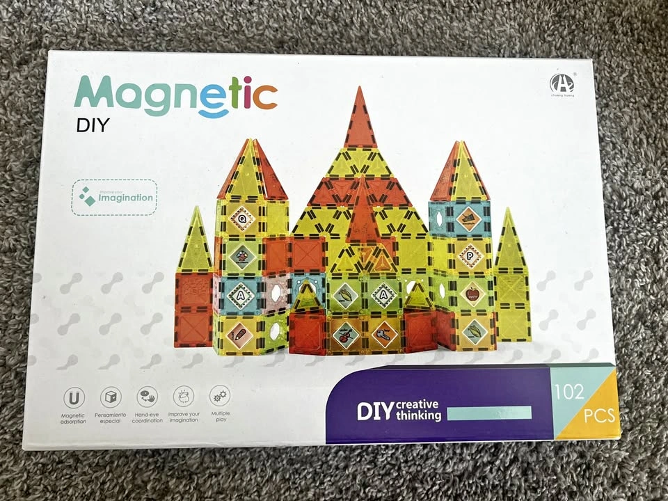 Magnetic DIY Building Blocks Set (102 PCS) – Brand New