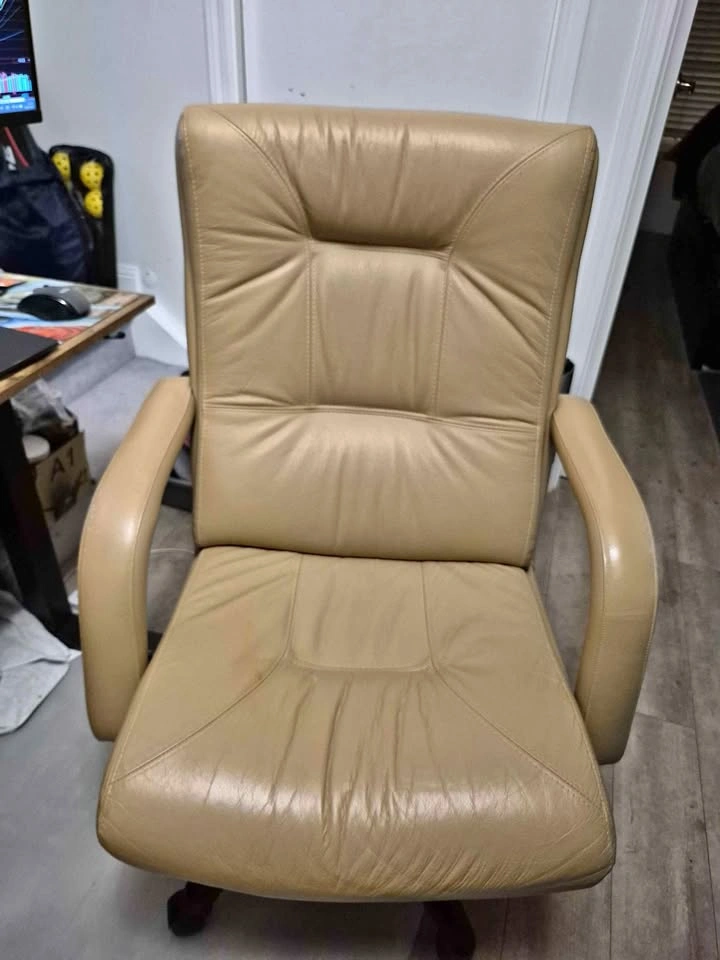 Comfy Leather Office Chair