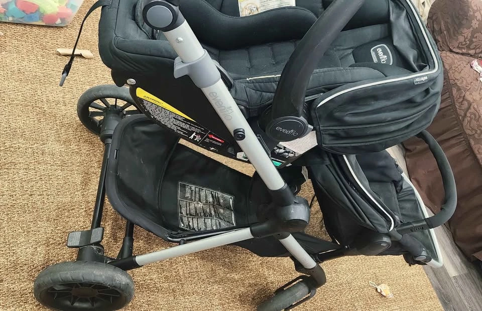 Evenflo Pivot Xpand Modular Travel System - photo 5